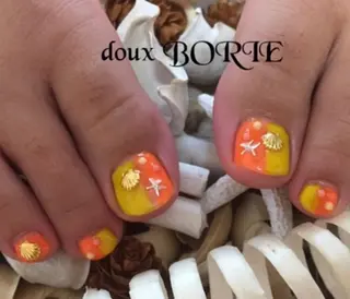ネイル doux BORIEのネイルデザイン