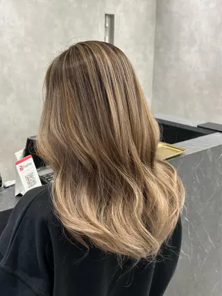 ロング 大人レイヤー/艶髪 🇺🇸TOMONAのヘアスタイル