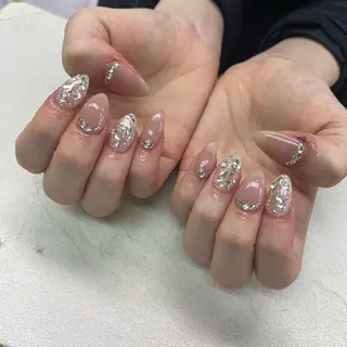 ネイル Bianca🩶 TAMIYAのネイルデザイン