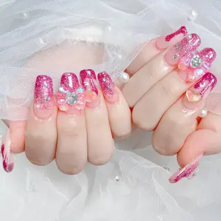 ネイル 🎀ネイルサロン エクラYUI🎀のネイルデザイン