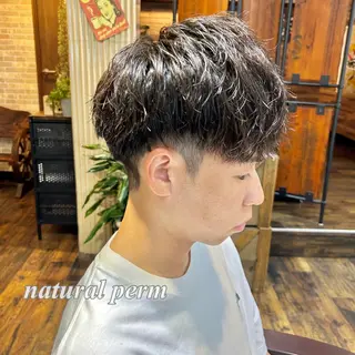 ショート パーマ メンズ ツイスパ/メンズ特化 🦋𝑺𝑶𝑵𝑬の眉毛・アイブロウイメージ