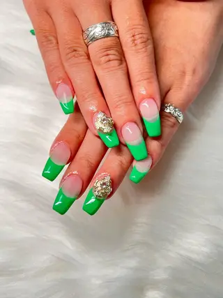 ネイル NAIL　Y's所属・NAIL　Y's 💙のネイルデザイン