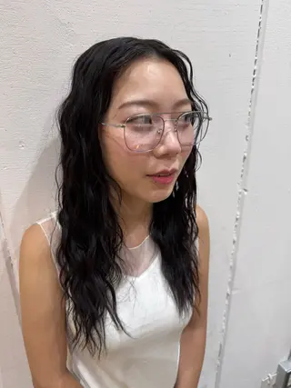セミロング Dipe所属・平松 和泉のヘアスタイル