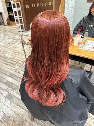 ロング カラー ヘアアレンジ Aura所属・丸山 心 / 艶カラーのヘアスタイル