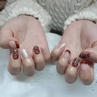 ネイル 金井 奈々のネイルデザイン