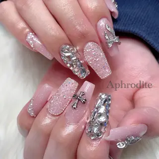 ネイル Aphrodite パラジェル認定サロンのネイルデザイン
