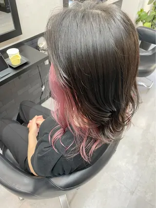 ロング カラー 平山 采弥のヘアスタイル