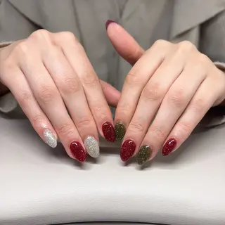 ネイル 徳山 里美のネイルデザイン