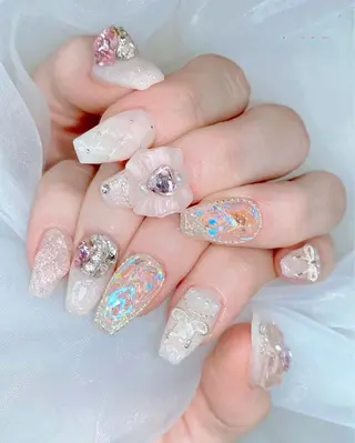 ネイル Lyna Nail のネイルデザイン