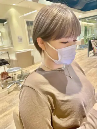 ショート カラー ショート ボブ 梅田 木戸健人のヘアスタイル