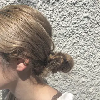 カラー ニシオカ タクヤのヘアスタイル