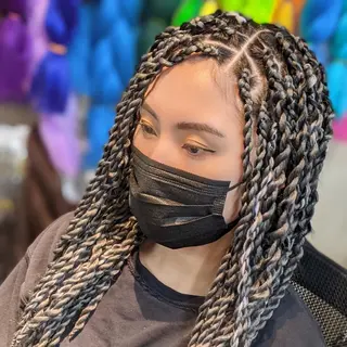 セミロング scamp ★のヘアスタイル