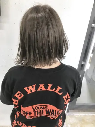 ショート カラー 新井 広樹のヘアスタイル