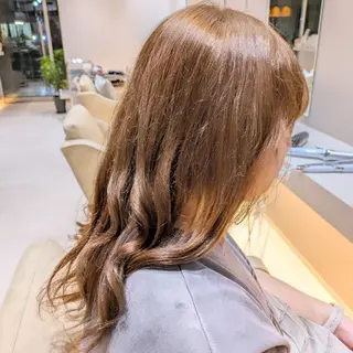 セミロング 吉田 美姫のヘアスタイル