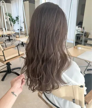 ミディアム 🩵梅田/カラー🩵 木村花音のヘアスタイル