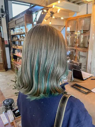 ミディアム カラー NAGON STYLE  MICI所属・佐藤 美聡のヘアスタイル