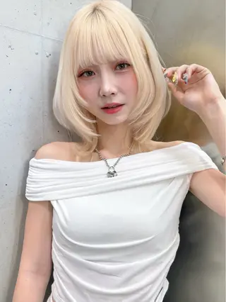 ミディアム 韓国/レイヤー/艶髪 ルキアのヘアスタイル