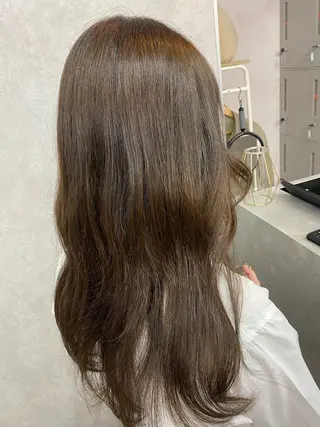 ロング 🩶西 雪乃/透明感 くすみカラー🫧のヘアスタイル