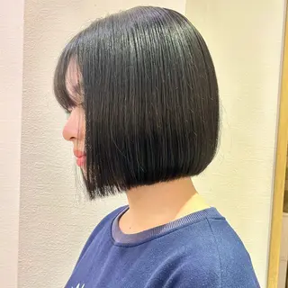 ミディアム カラー 髪質改善【縮毛矯正】 美髪ボブを量産する人のヘアスタイル