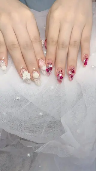 ネイル Eclat AIKAのネイルデザイン