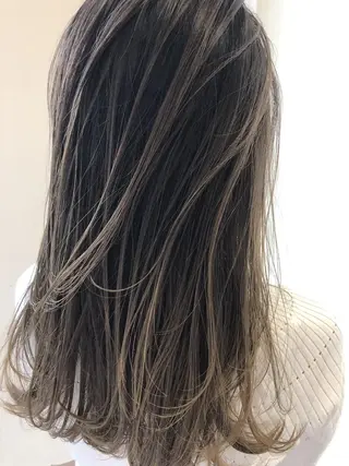 セミロング カラー 櫛引 健太のヘアスタイル