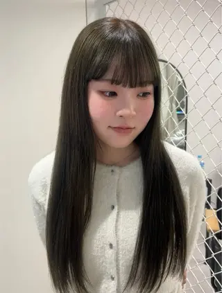 ロング カラー トレンドスタイル SAE🖤✨のヘアスタイル