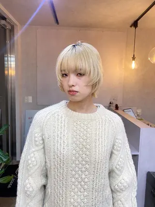 ショート カラー レイヤーウルフ エクステ磯部のヘアスタイル