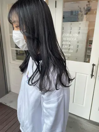 ロング カラー ネイル GOTODAYシェアサロン梅田茶屋町店所属・𝗺𝗶𝗸𝘂♡ 似合わせ🎀のヘアスタイル