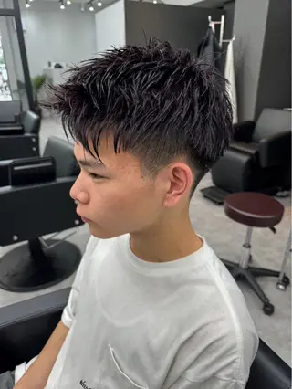 ショート メンズ ⭐️メンズカラー⭐️ No1二田健吾‼️のヘアスタイル