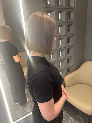 ミディアム カラー 🫧 栄ハイトーン Yasuyo🫧のヘアスタイル