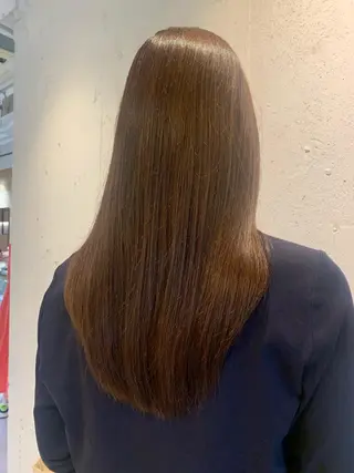 ロング カラー EIGHT 中川原 菜々子のヘアスタイル