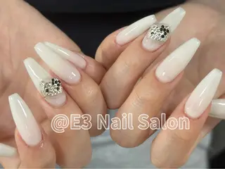 ネイル E3 Nail Salon所属・山口 奈々のネイルデザイン