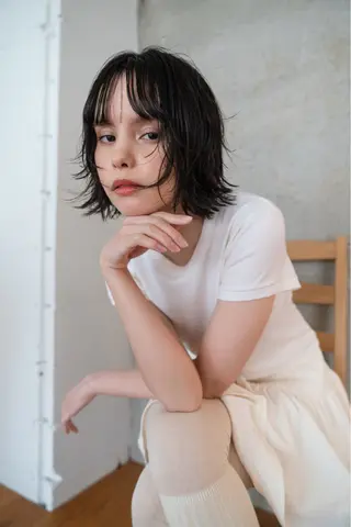 ショート カラー anri🤍🎀 艶カラーのヘアスタイル