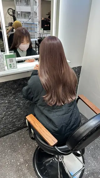 ロング カラー 山下 心のヘアスタイル