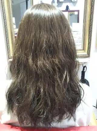 ミディアム カラー Culumi所属・Culumi クルミ 松井照雄/梅田茶屋町のヘアスタイル