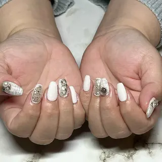 ネイル RuxuryNail ／RiAnnaのネイルデザイン