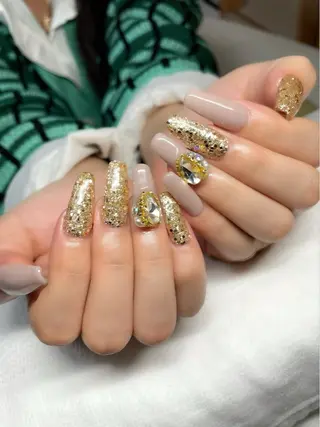 ネイル 木槿所属・吉冨 光恵のネイルデザイン