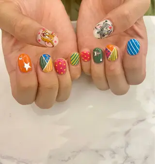 ネイル 安藤 彩乃のネイルデザイン