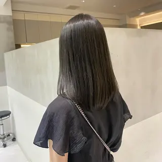 ミディアム カラー 艶感/ナチュラル 🌿マアヤのヘアスタイル
