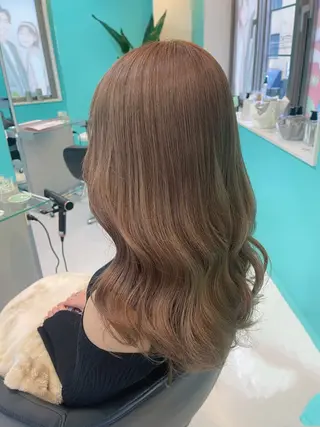 セミロング mana/髪質改善/ ヘアセット/パーマのヘアスタイル