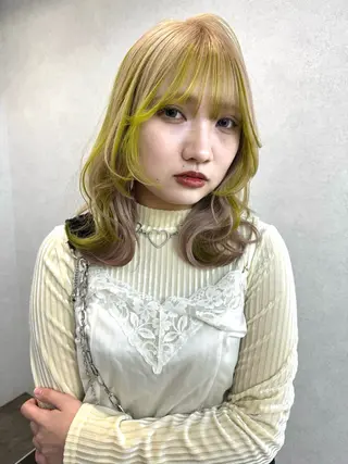 セミロング カラー ダブルカラー🩰 CHIHIRO👒のヘアスタイル