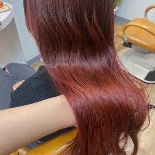 ロング カラー 袴田 菜緒のヘアスタイル