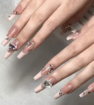 ネイル 相沢 さやかのネイルデザイン