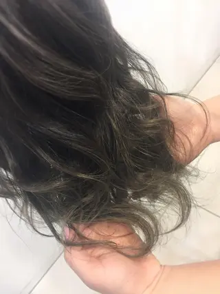 ロング カラー 中村 卓也のヘアスタイル