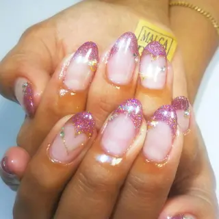 ネイル MALCAnail(マルカネイル)所属・荒木 莉奈のネイルデザイン