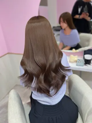 ロング カラー 笹木 小夏のヘアスタイル