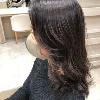 セミロング 似合わせ.ﾍｱｾｯﾄ 得意🌹井上美沙のヘアスタイル