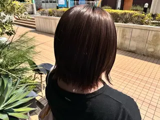 ミディアム 透け感/ハイトーン/ レイヤー/小山田のヘアスタイル