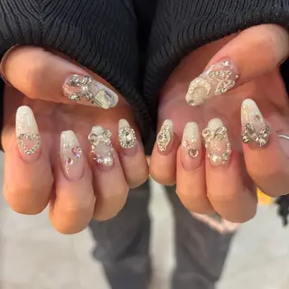 ネイル 栗田 ゆう子のネイルデザイン