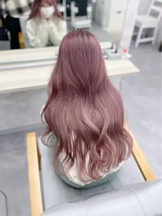 ロング カラー トレンドピンク 秋カラーRIKU🎈のヘアスタイル
